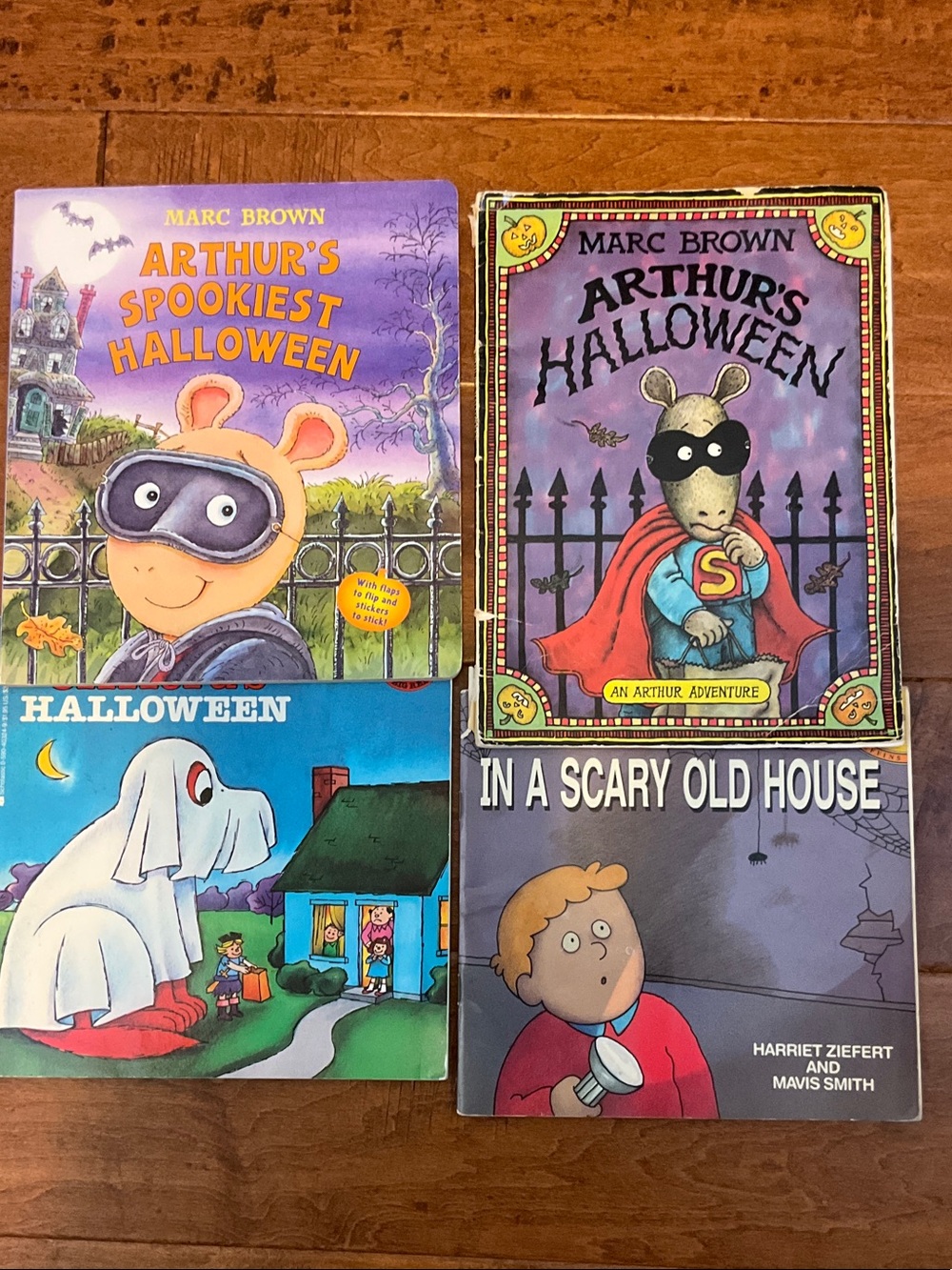 4 Halloween books